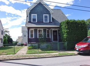 956 York Ave, Pawtucket, RI 02861