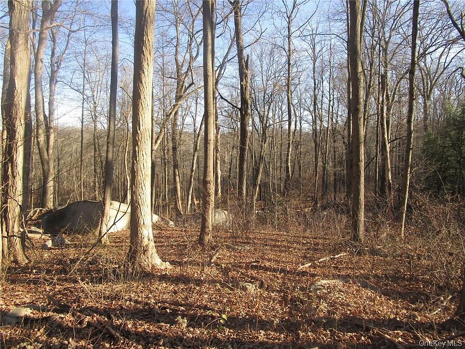 1st image of Brookside/Bear Mtn Parkway Avenue