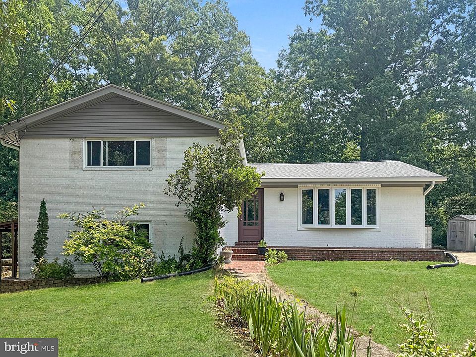 1st image of 3905 Sulgrave Dr