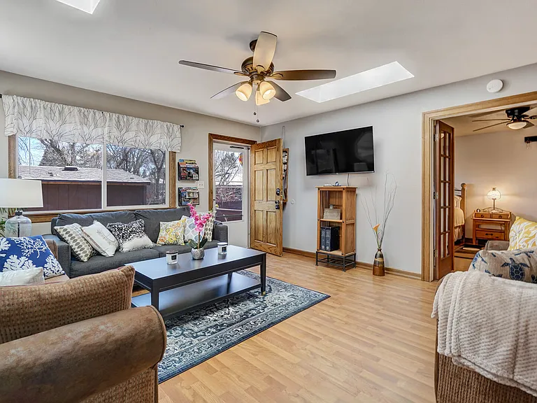 1729 Arbor Way — Photo 2