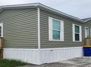 7951 SE Skylark Ave, Hobe Sound, FL 33455