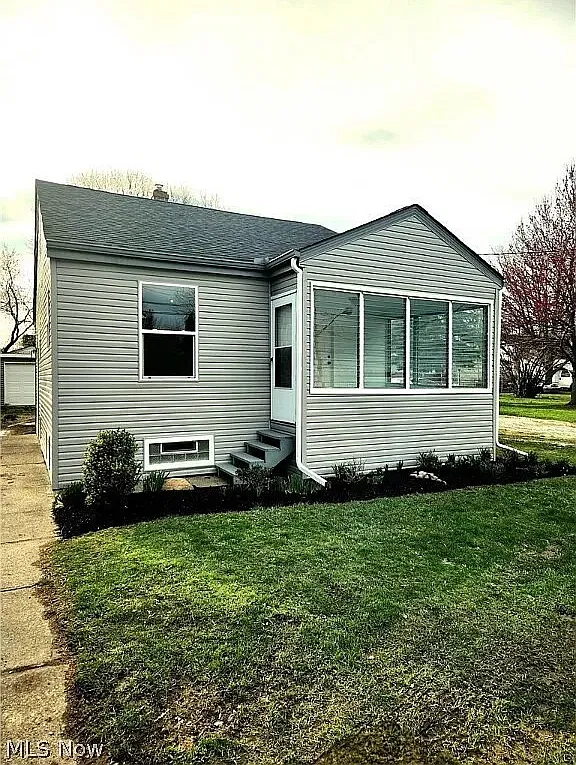 1310 North Leavitt Road Lorain OH 44052 - 1310 North Leavitt Road — Photo 1