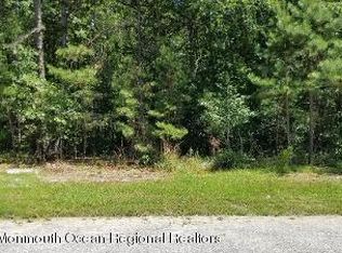 40 Four Mile Ave, Barnegat, NJ 08005