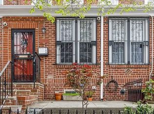 23-83 35th St #2, Astoria, NY 11105