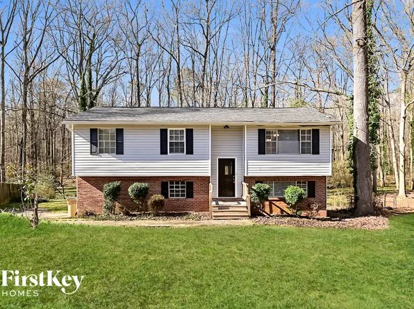 8531 Jenson Dr, Jonesboro, GA 30236