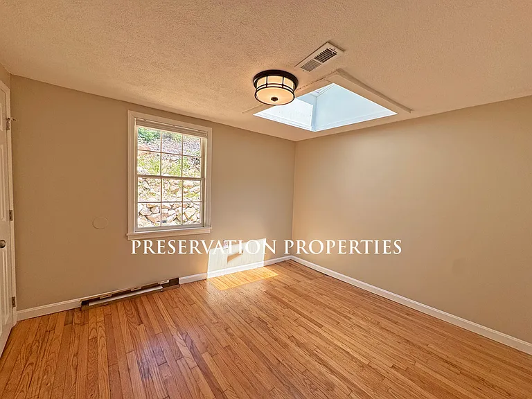 191 Weston St — Photo 9