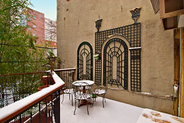 Rented by Corcoran | media 12