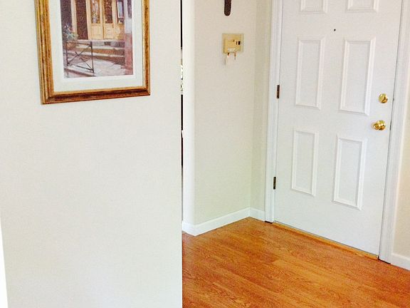 2nd image of 210 N Harrison Ave APT 3