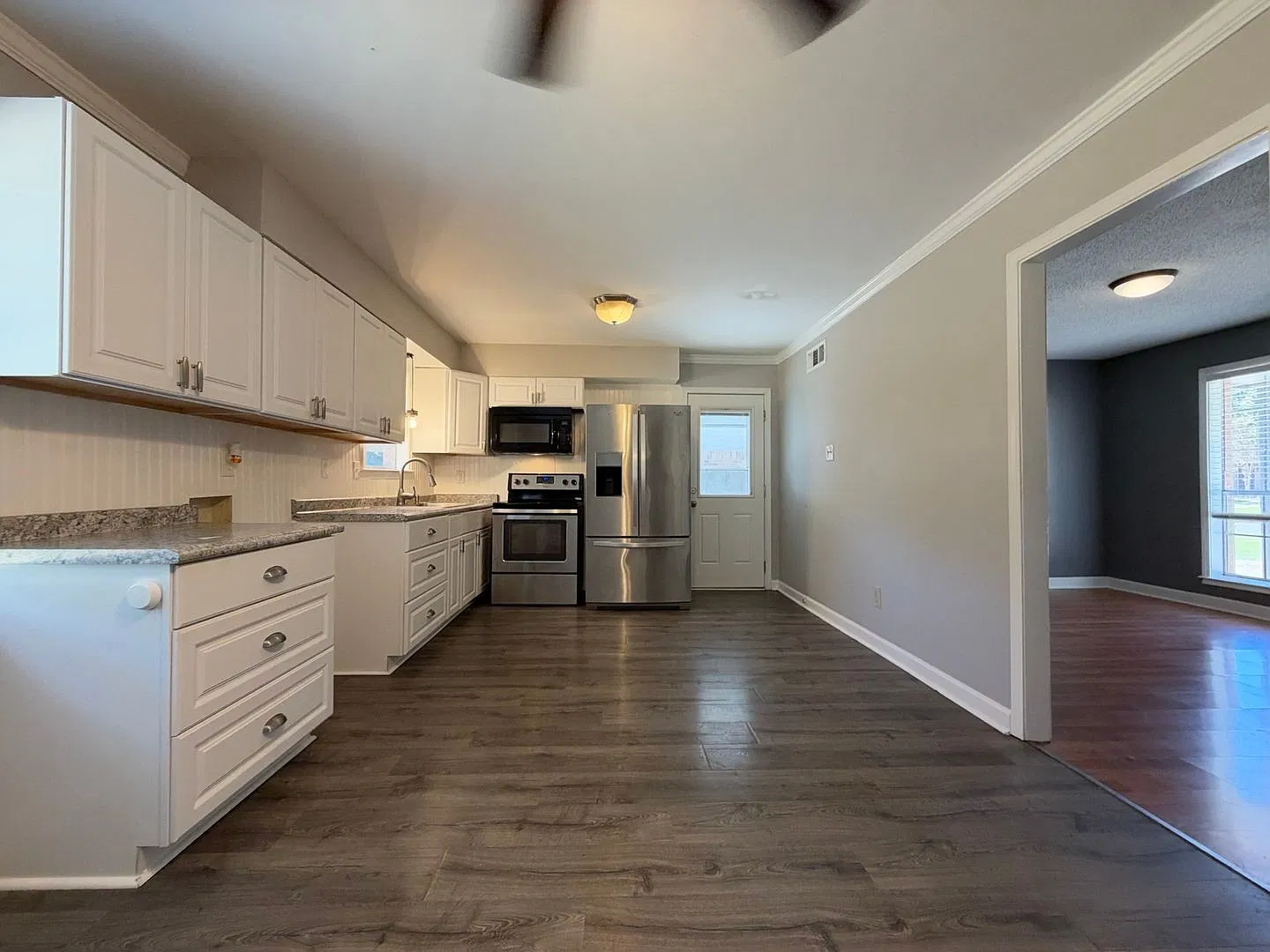 CUTE little bungalow in Horn Lake! — Photo 3