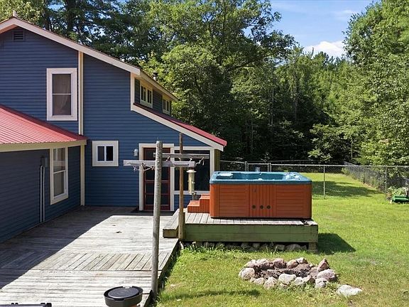 5th image of 292 N Bridgton Road