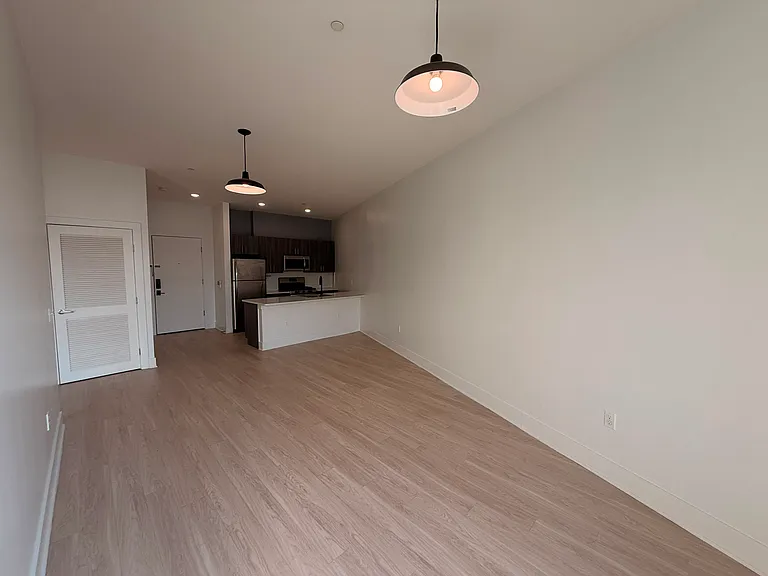 281 Fairmount Ave #44E — Photo 2