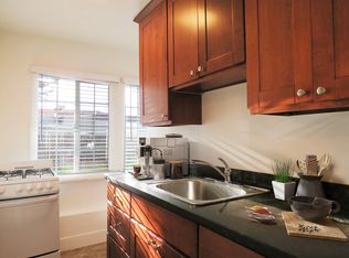 22284 Mission Blvd APT 17, Hayward, CA 94541