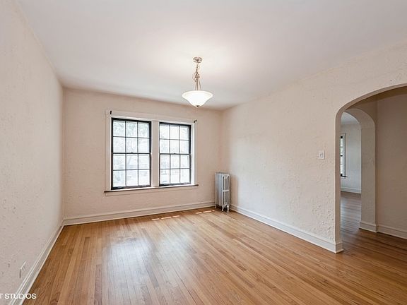 5th image of 6885 N Overhill Ave #2
