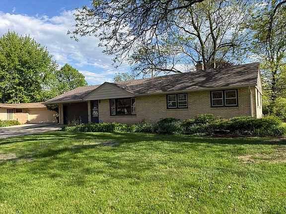 2nd image of 1704 Wedel Ave