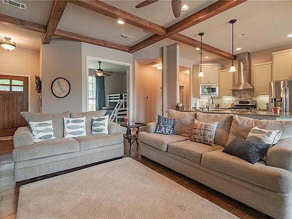 5th image of 117 Inwood Cir
