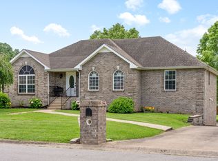 220 Trey Ct, Clarksville, TN 37043