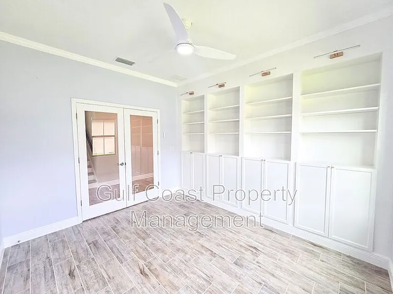 12664 Oak Hill Way — Photo 15