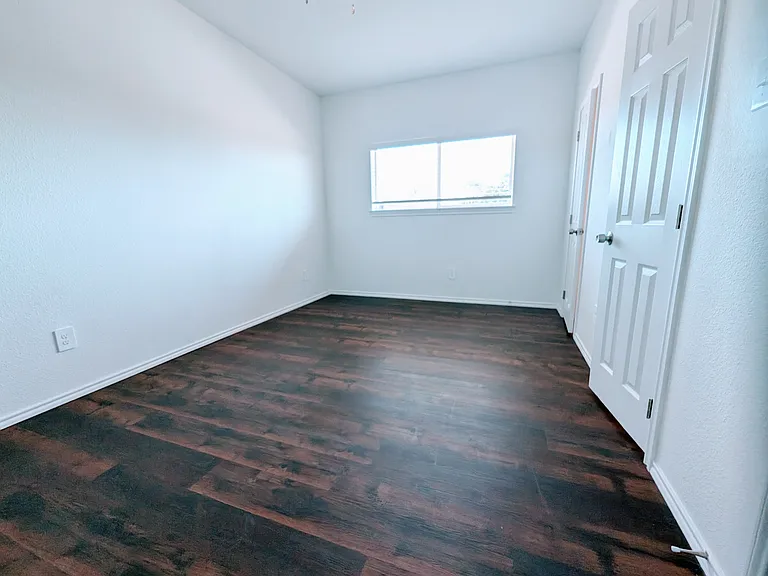 11224 Park Central Pl #D — Photo 16
