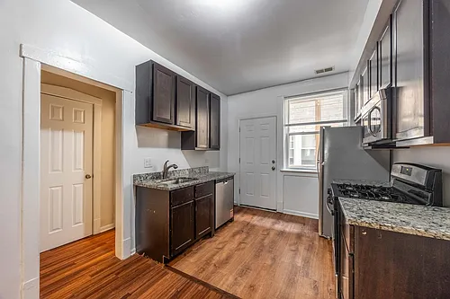 3753 W Sunnyside Ave #1 Photo 1 3753 W Sunnyside Ave #1 Photo 1