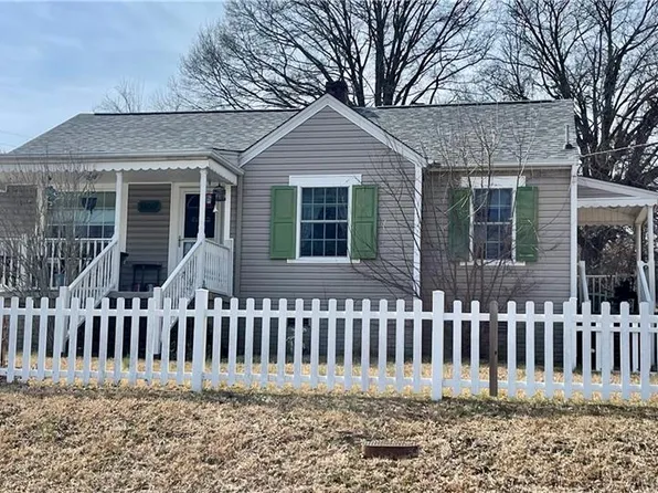 1607 Larkin St, High Point, NC 27262