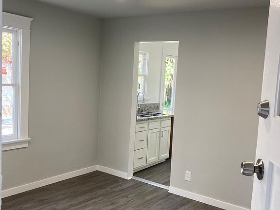 2nd image of 2424 5th St #B