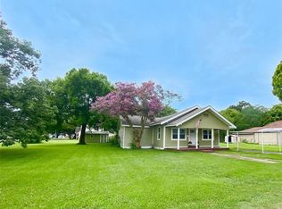 407 Avenue B, Port Neches, TX 77651