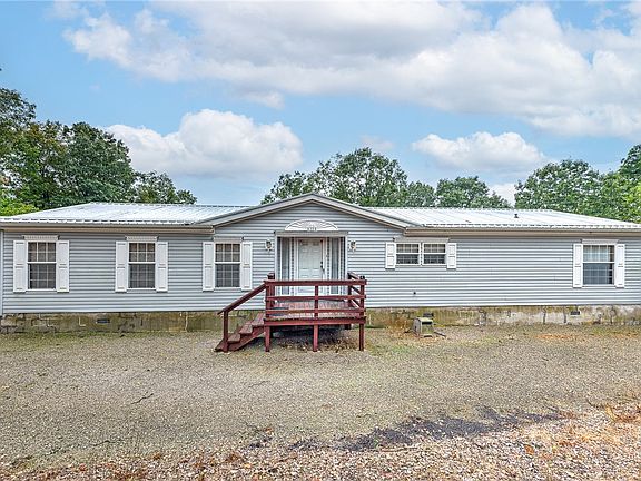 2nd image of 33 Skyview Ln