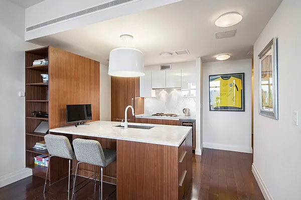 Sold by Stribling | media 15