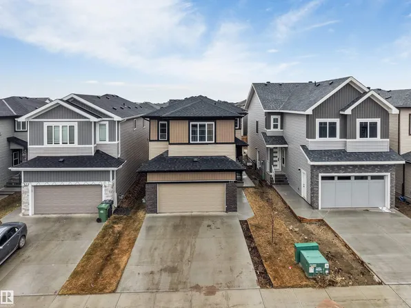 339 Roberts Wynd, Leduc, AB T9E 1P8