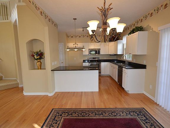 4th image of 7311 Forest Cove Ln