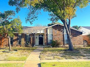 1841 Tree Line Dr, Carrollton, TX 75007