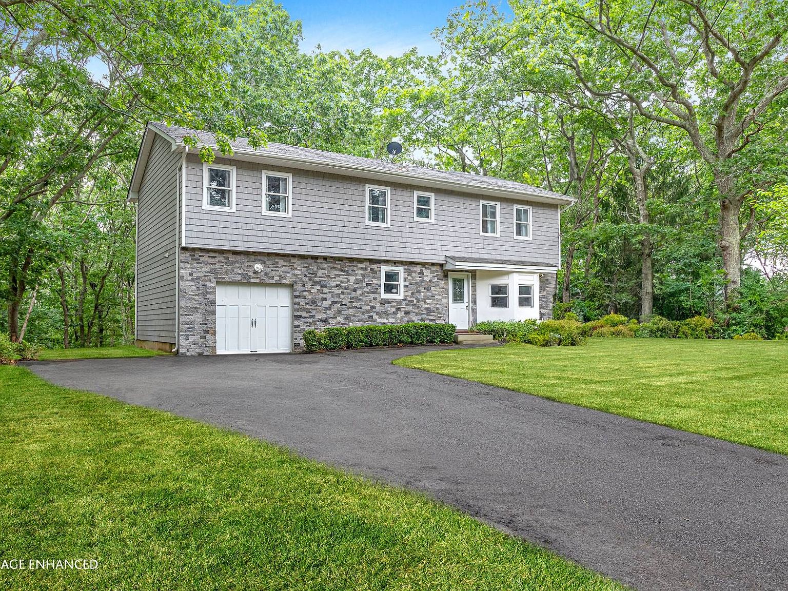 57 Hampton Ct, Bridgehampton, NY 11932 | Zillow