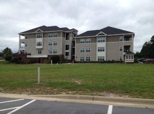 2824 Amelia Dr UNIT 4, Fayetteville, NC 28304
