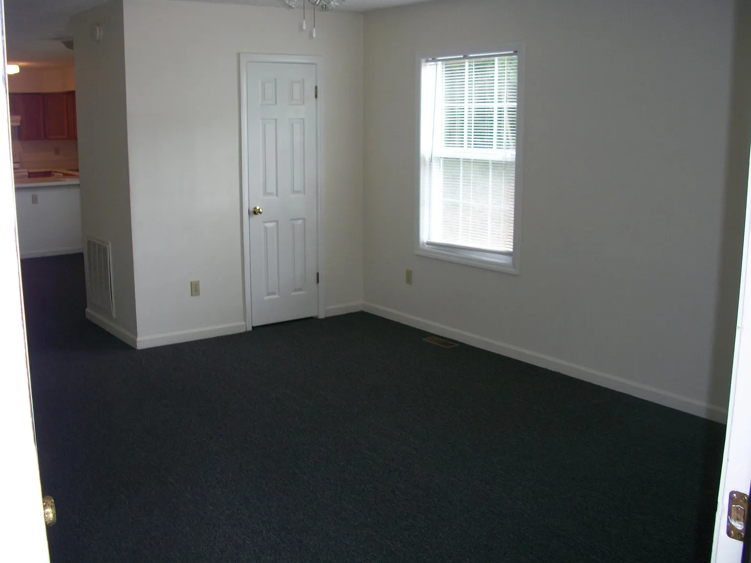 314 Brooks St — Photo 2