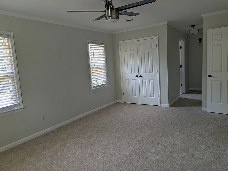 5304 King George Ct — Photo 12