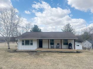 1103 College Dr, Decorah, IA 52101