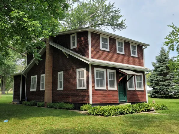 2320 Colby Dr, McHenry, IL 60050