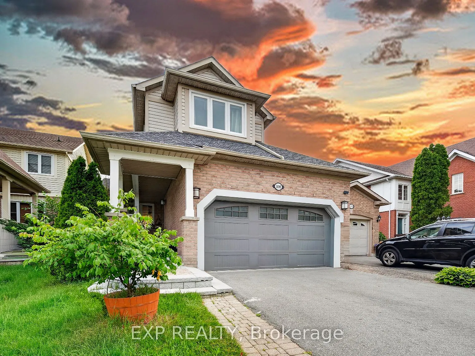 2 bed, $1,900 — Photo 1