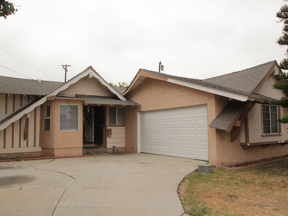 1st image of 23037 Kaywood Dr