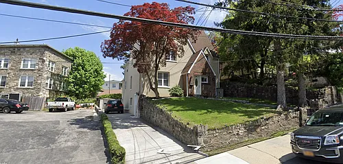 38 Walnut St #3 Photo 1