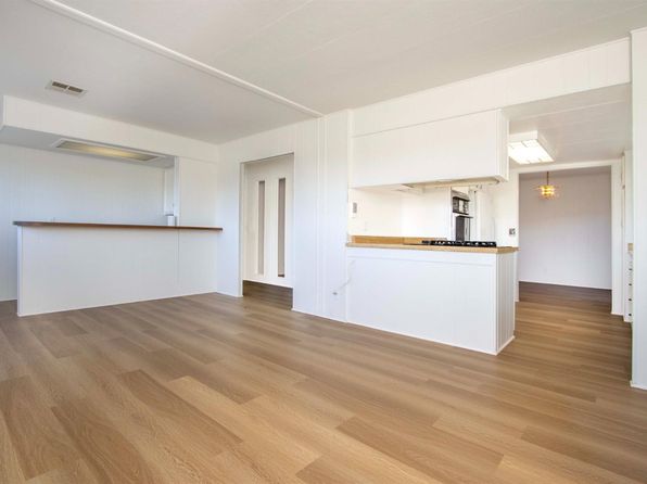 10 Fallen Leaf Dr, Novato, CA 94949