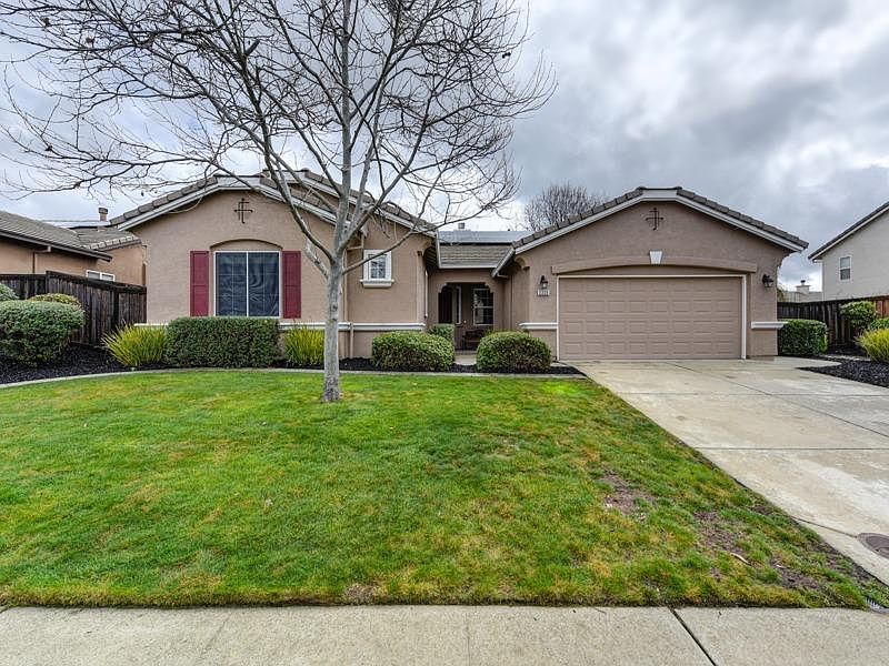 1st image of 2325 Summer Dr