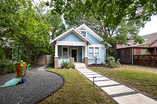 3404 Cedar St Photo 1