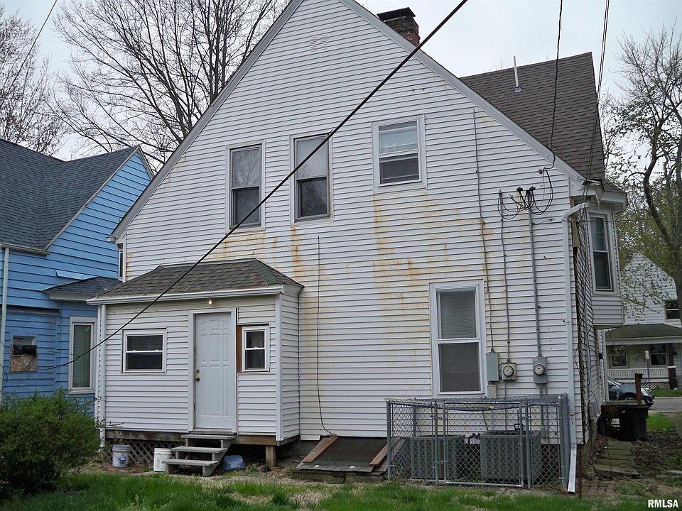 2nd image of 928 Governor St
