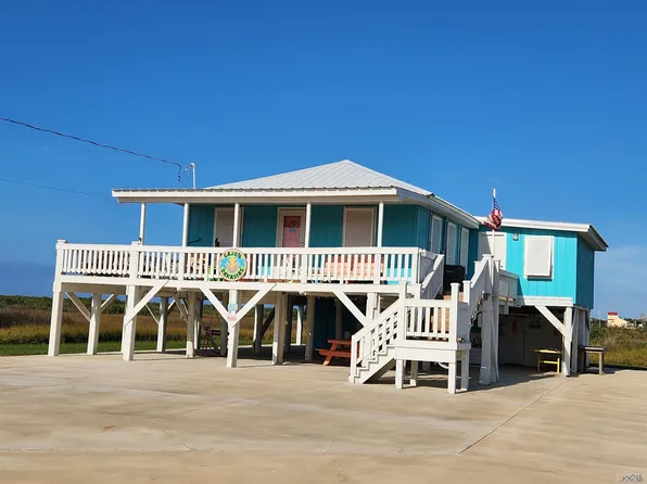 134 Cherry Ln, Grand Isle, LA 70358