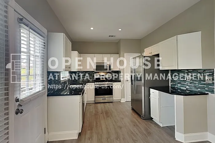 1461 Rosewood Creek Dr — Photo 4