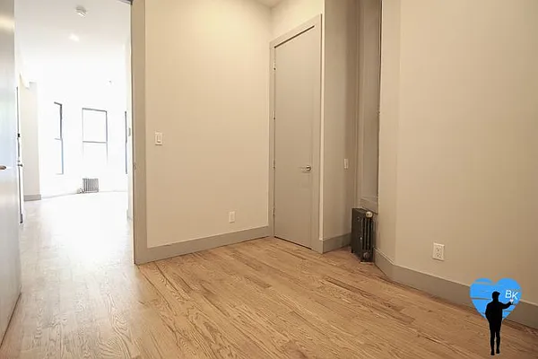 Rented by Next Door Realty NYC | media 21