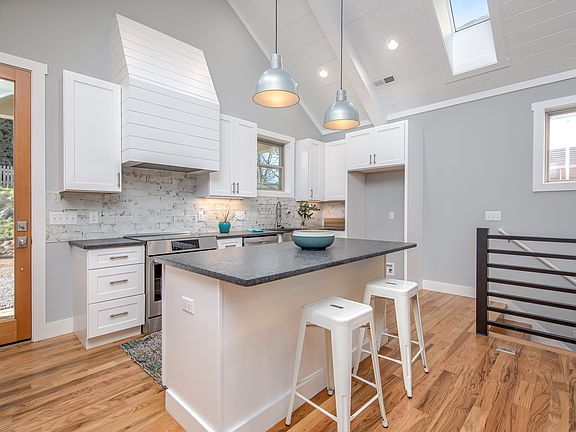 Leathered granite countertop