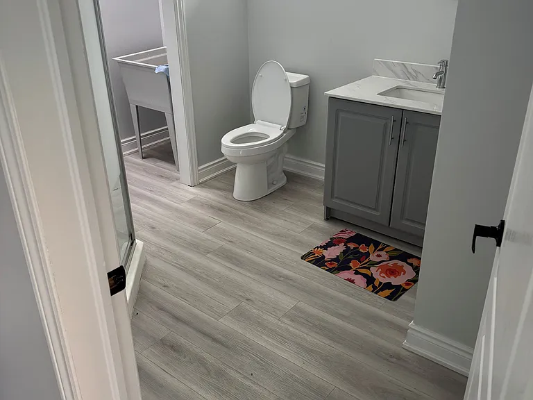 125 Albany Dr #BASEMENT — Photo 7