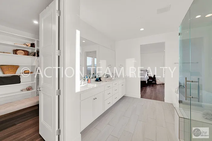 1722 W Oakridge Dr — Photo 41